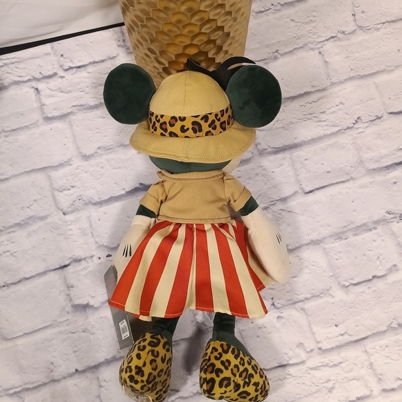 Minnie Mouse Main Attraction Safari Minnie #11 of 12 - Picture 8 of 12